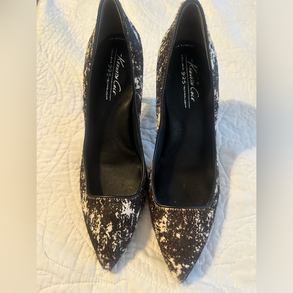 Kenneth Cole Heels - Picture 2 of 6